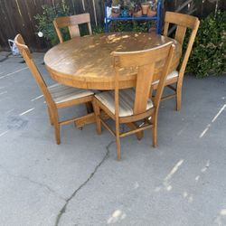 Round Dining Room Table With 4 Chairs 
