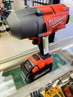 Milwaukee impact drill