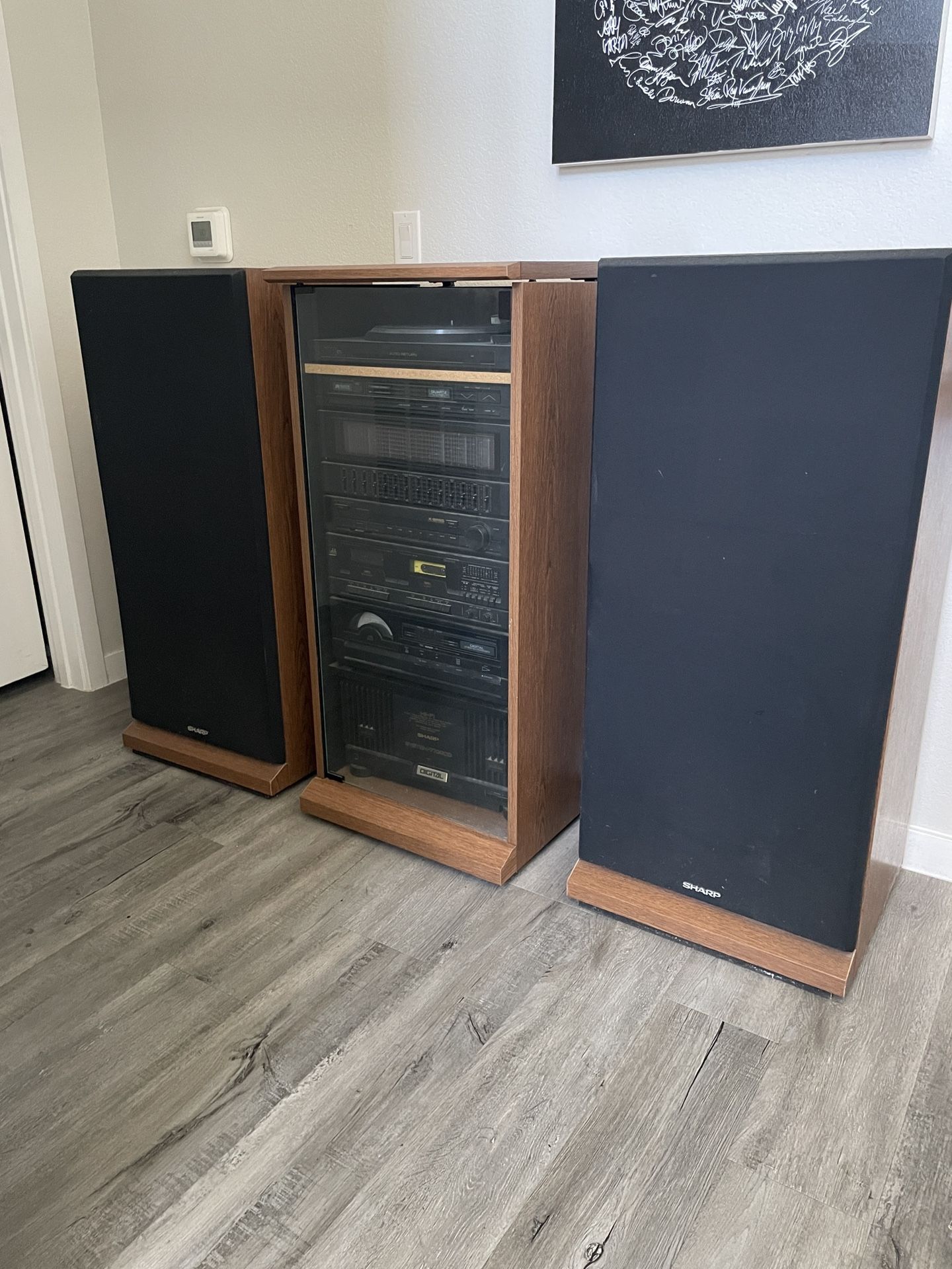 Sharp 7700CD Stereo System (Speakers Included)