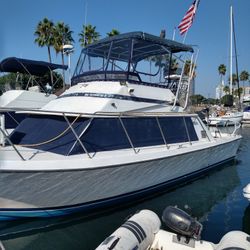 1977 Luhrs 320 Fly ridge