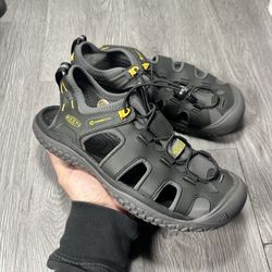 Keen Sandals Men 8.5 Black Solr Sport Water Hiking Slip On Speed Lace Closed Toe