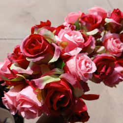 2 STEMS OF ROSES
