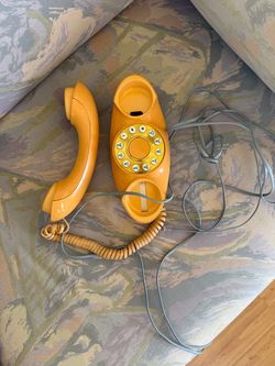 Working Genie Telephone – Orange Retro Space Age Phone