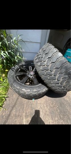 Silverado gmc rims for sell 6 lug pattern tires