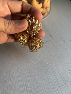 Pakistani earrings