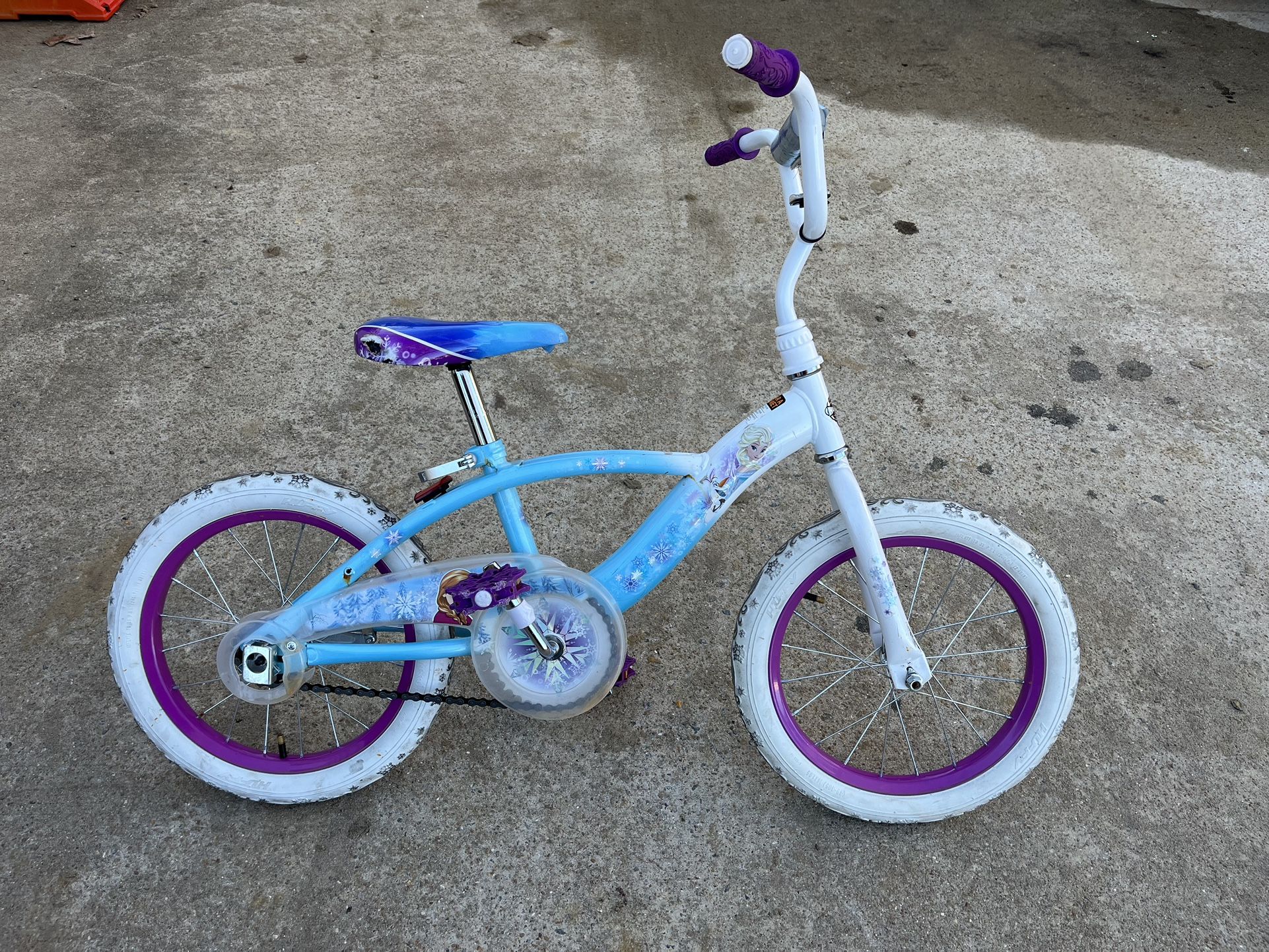 Girls 16 inch Frozen Bike