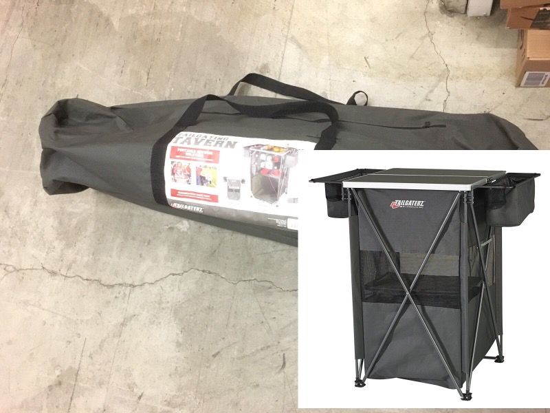 TAILGATERZ TAILGATING TAVERN TRAVEL PORTABLE SERVING SOLUTION Located in Valley Village near N Hollywood