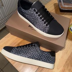 Burberry Shoes 
