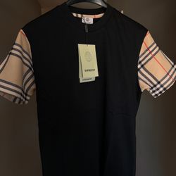 Burberry T-Shirt