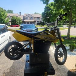 MX650 Razor Dirt Bike