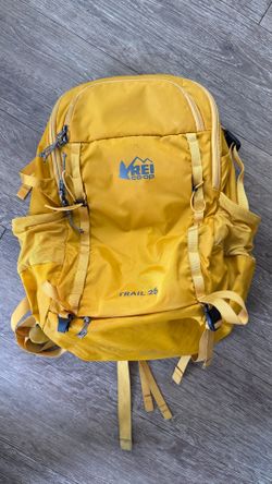 REI Trail 25 Pack