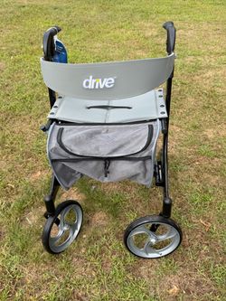 Drive Medical Rollator Walker with Seat