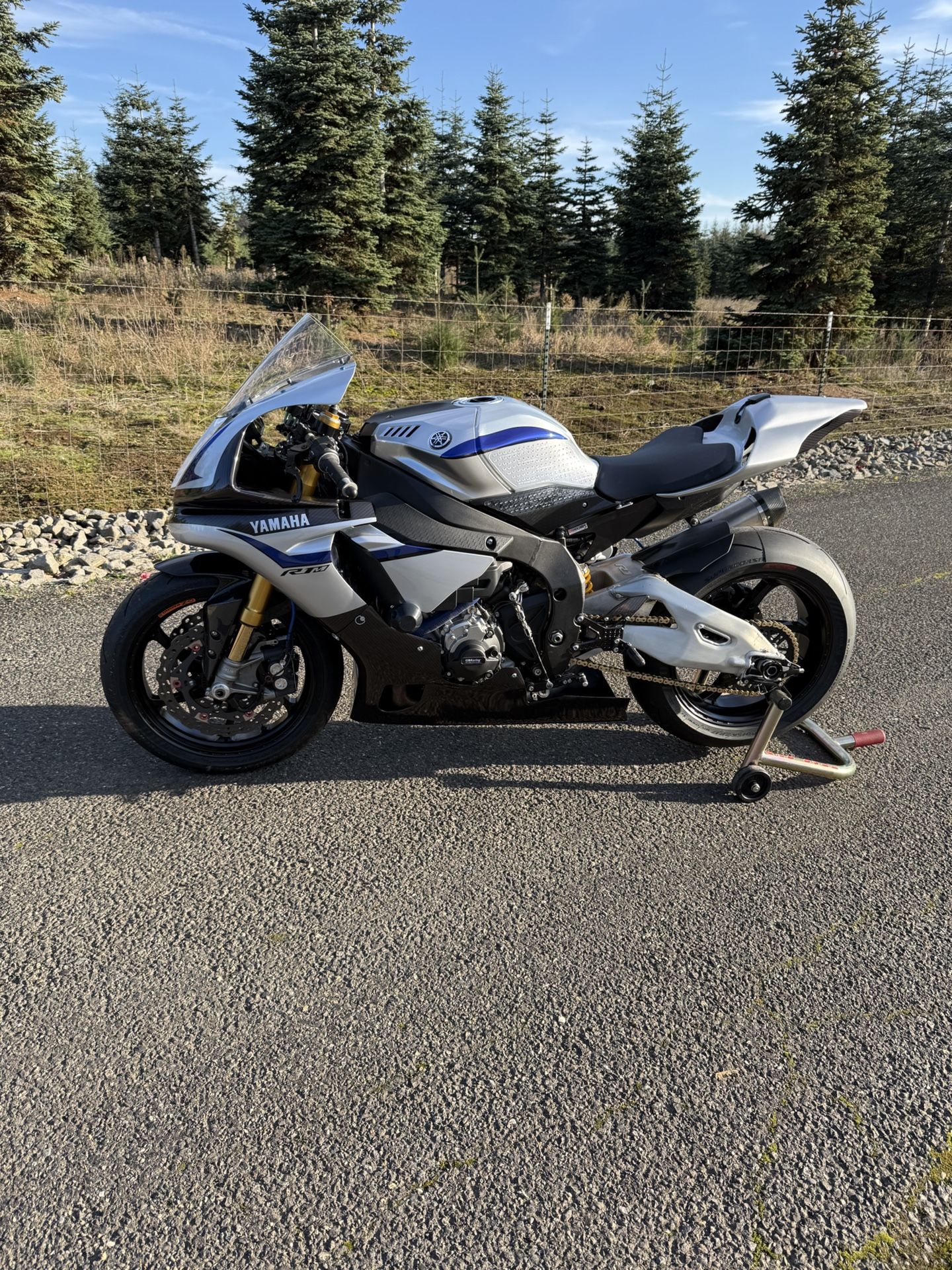 2015 Yamaha R1