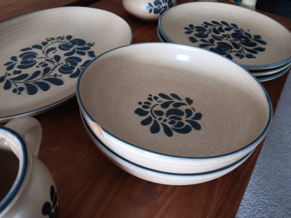  Tan Dishes with Navy print 