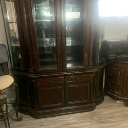 Beautiful Antique China Cabinet 