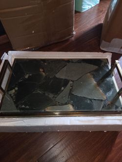 New in box Elevate home decor agate tray