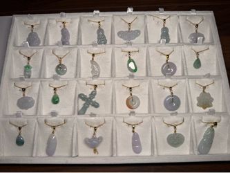 Genuine Jade Pendant Necklaces(Certificate Included)