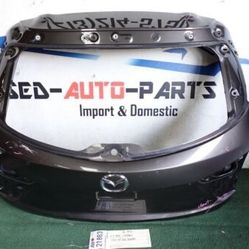 w/ 1 dent 2014 - 2018 MAZDA 3 HATCHBACK REAR DOOR LIFTGATE TAILGATE OEM AW21863