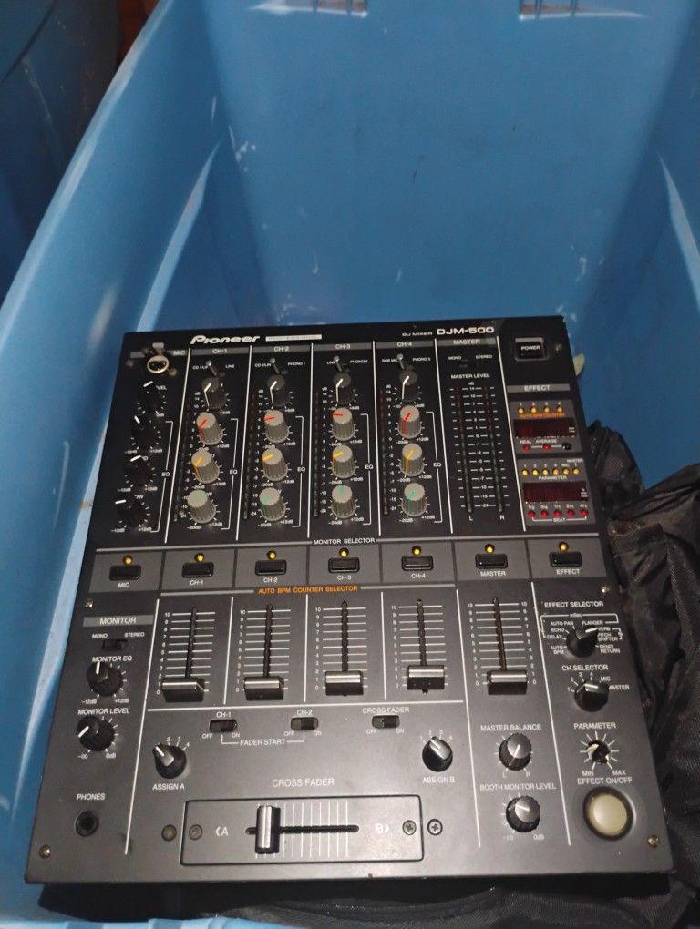 Pioneer DJM 500 Mixer