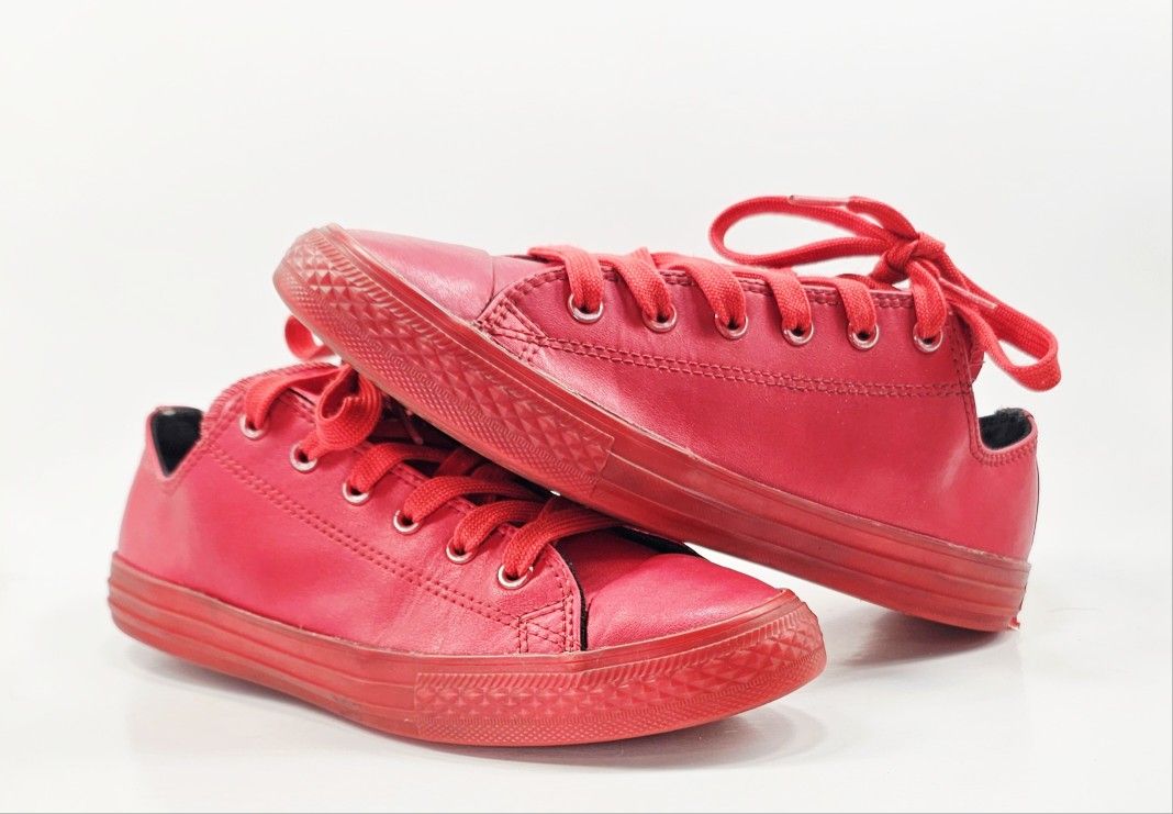 Converse Junior/Kids Varsity Red/Red Low Top Sneakers 653109C Size 6Y