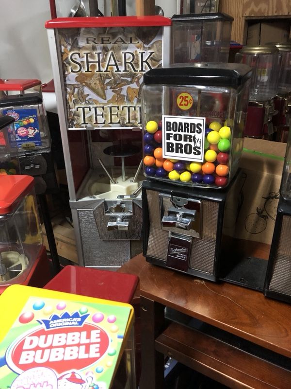 Gumball machine. for Sale in Hampton, VA - OfferUp