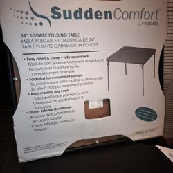 😍 Brand New Southern Comfort Foldable Tables😍