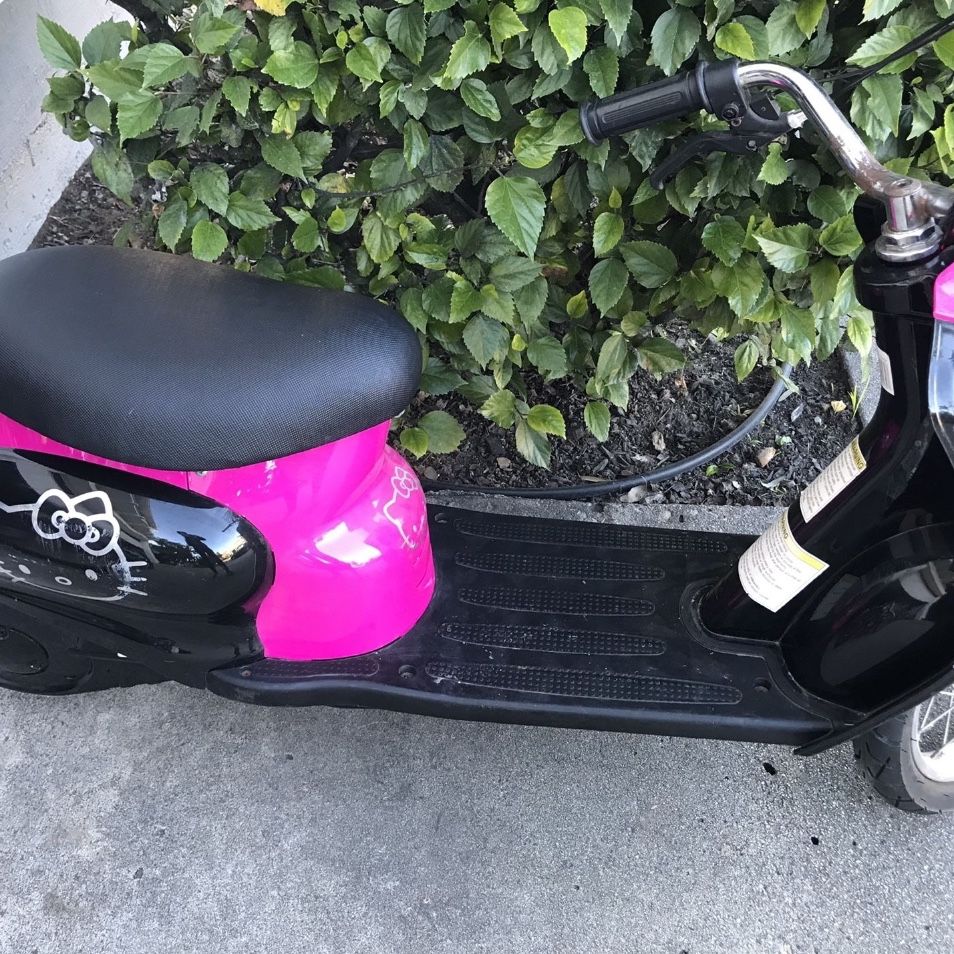 Hello kitty Electric Scooter Moped Freebie Alerts