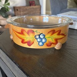 Vintage PYREX 1.5 Qt Bowl in Hand-Painted Wooden Holder