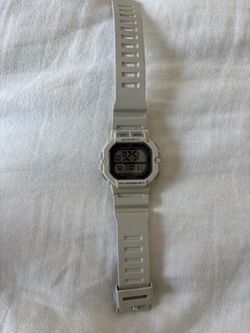 CASIO white watch WS1400H-8AV