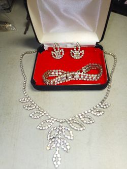 Vintage rhinestone jewelry set