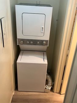 Wash & Dryer stackable