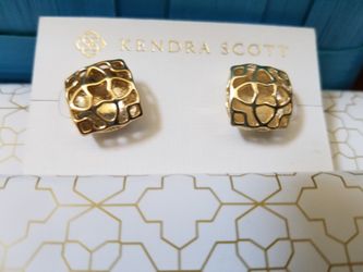 Kendra scott shop tima stud earrings