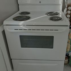 Set Stove And Fridge 