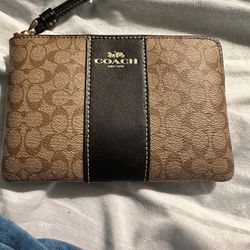 Coach Wristlet Wallet 