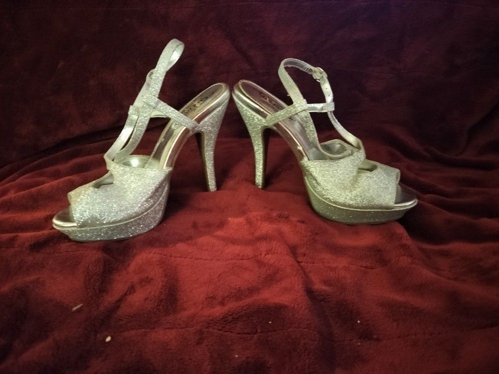 Unlisted Heels Size 6.5