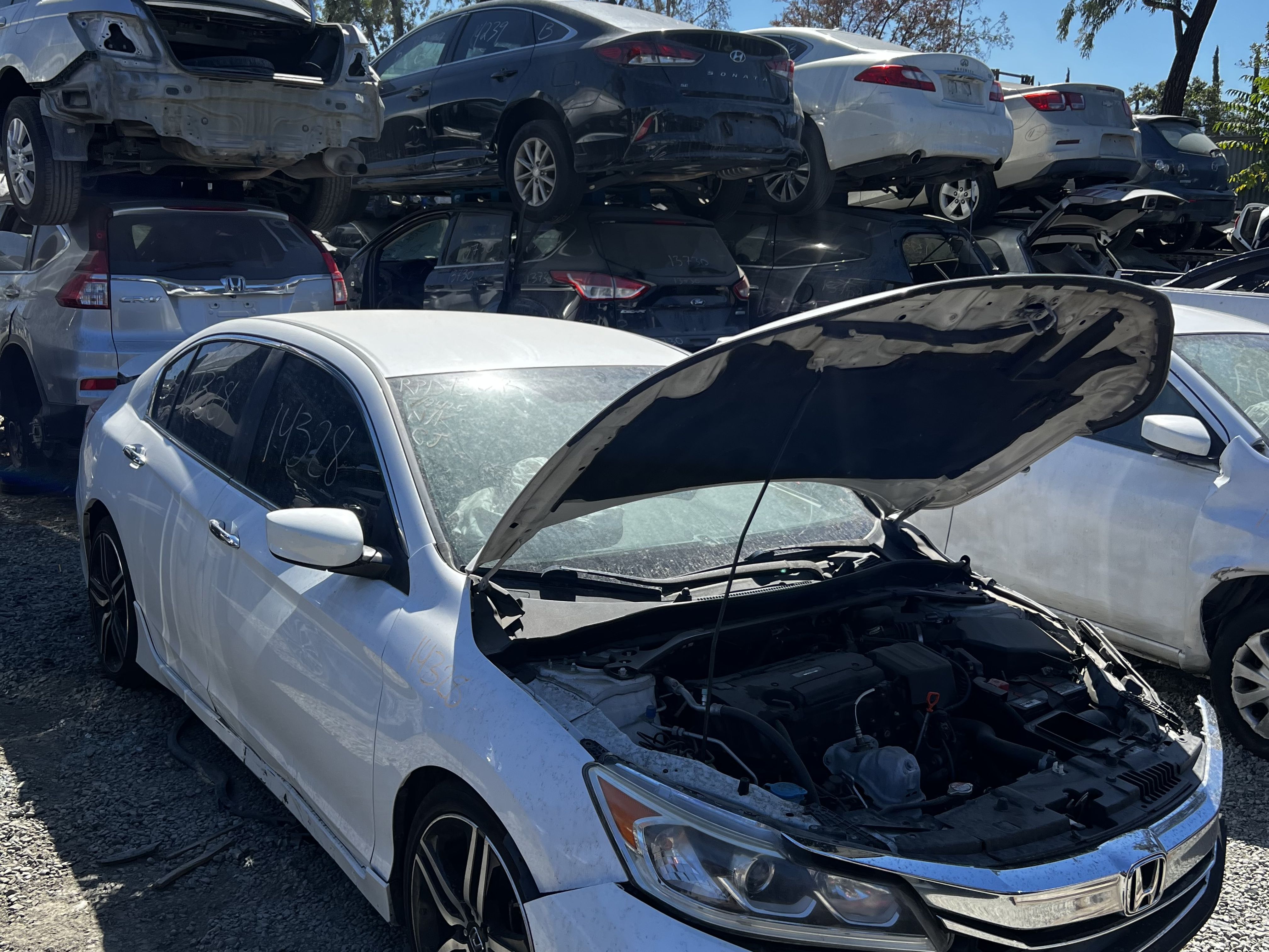 Parts for HONDA ACCORD 4C 4D SEDAN SPORT 2.4L 2016 - Stock #14328