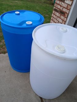 plastic drum top closed 55 gallons