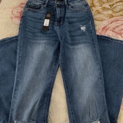 FASHION NOVA JEANS