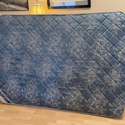 Full Size Mattress 