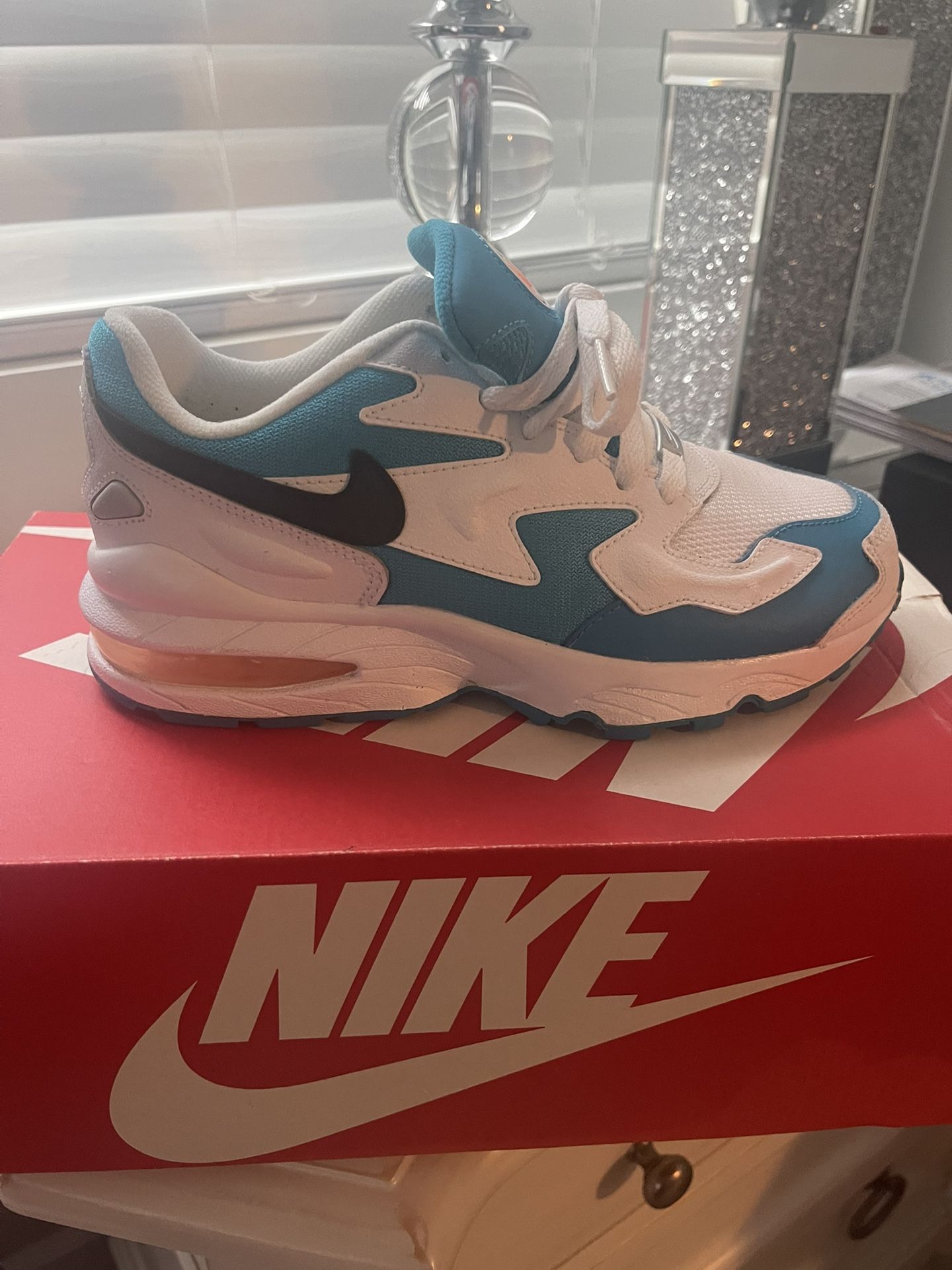 NIKE air max 4Y