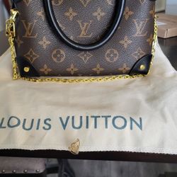Louis Vuitton Mnonogram