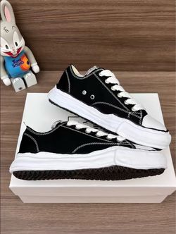 Maison Mihara MMY black and white shoes BRAND NEW