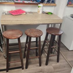 Bar Stools 