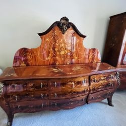 Italian  Rosewood  Bedroom Furniture 