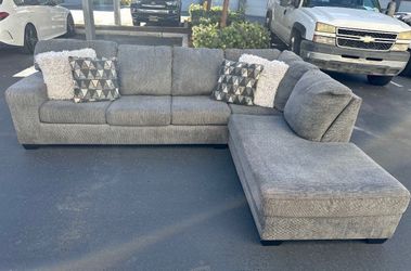 Gorgeous Ashley’s sectional couch !!