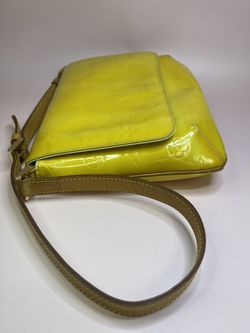 LOUIS VUITTON: Thompson Street Yellow Patent Leather LV Shoulder Bag  (nz)