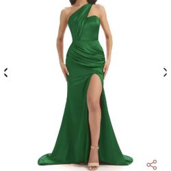 Green Prom/Formal Dress