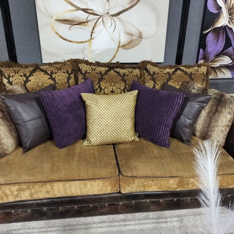 Gorgeous King Hickory Leather, Fabric, and Nailhead Trim Oxersized Sofa
