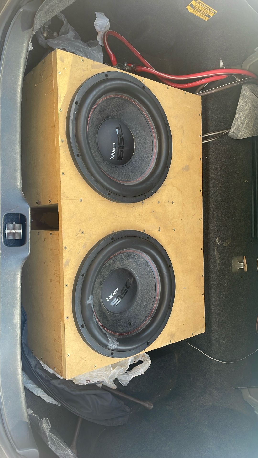 15in Speakers With Box