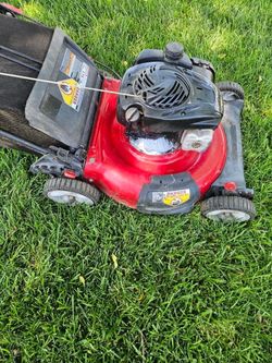 Yard Machine Push Lawnmower
